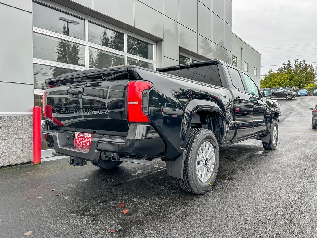 Vehicle image 3 of 21