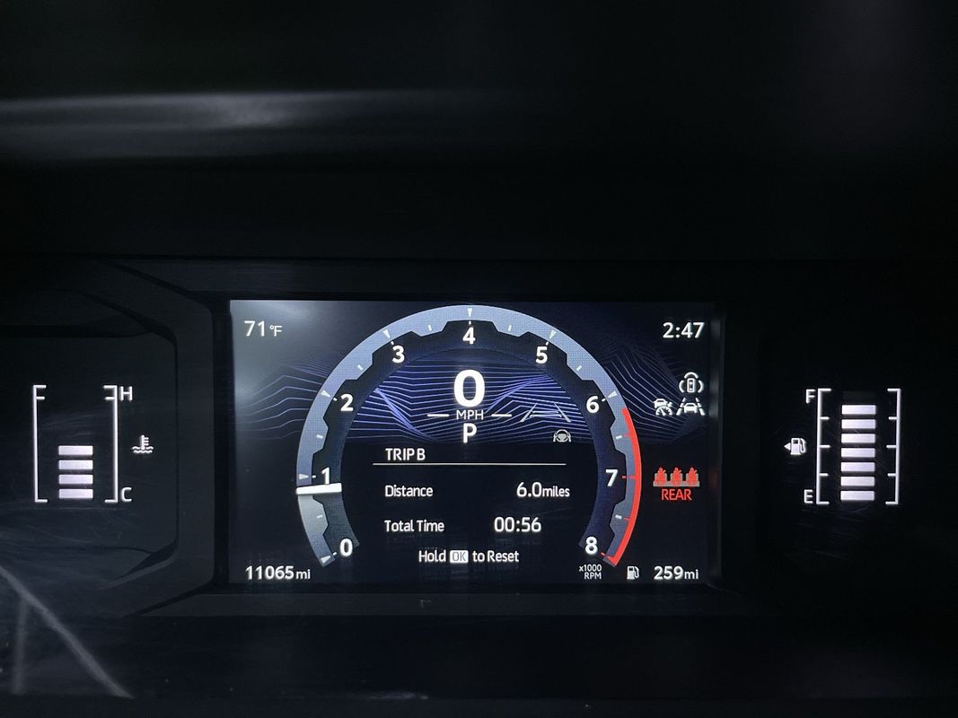 Vehicle image 19 of 29