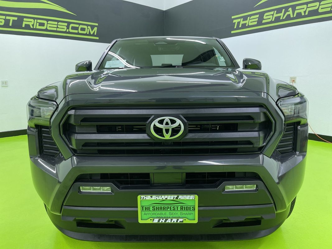 Vehicle image 2 of 29