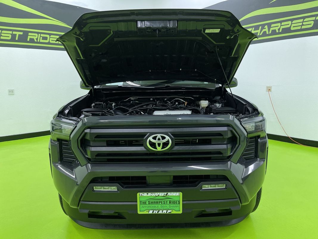 Vehicle image 3 of 29