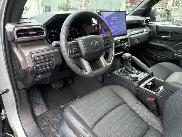 Vehicle image 9 of 23