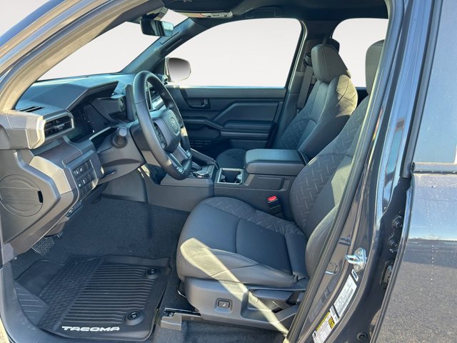 Vehicle image 15 of 37