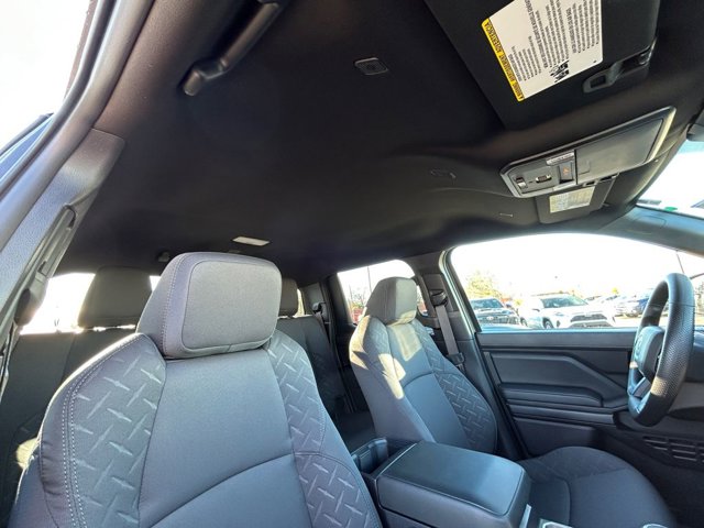 Vehicle image 27 of 37