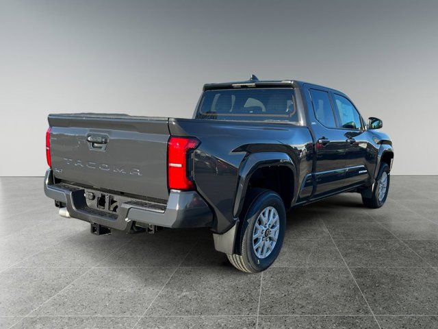 Vehicle image 5 of 37