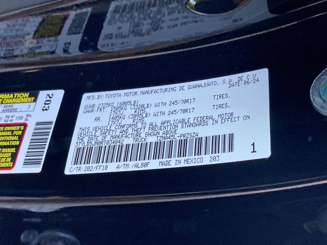 Vehicle image 34 of 34