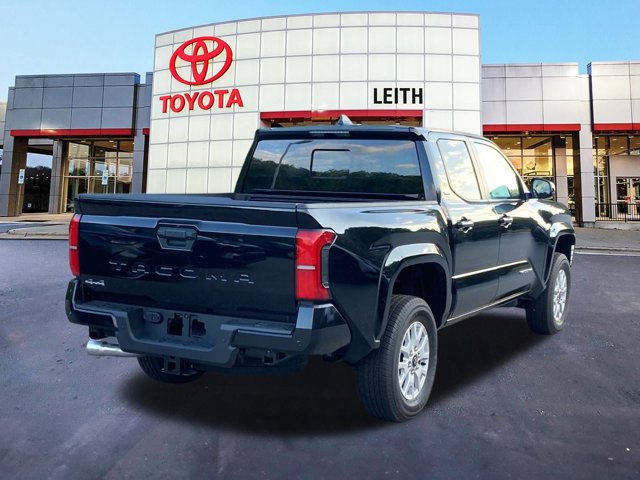 Vehicle image 6 of 34