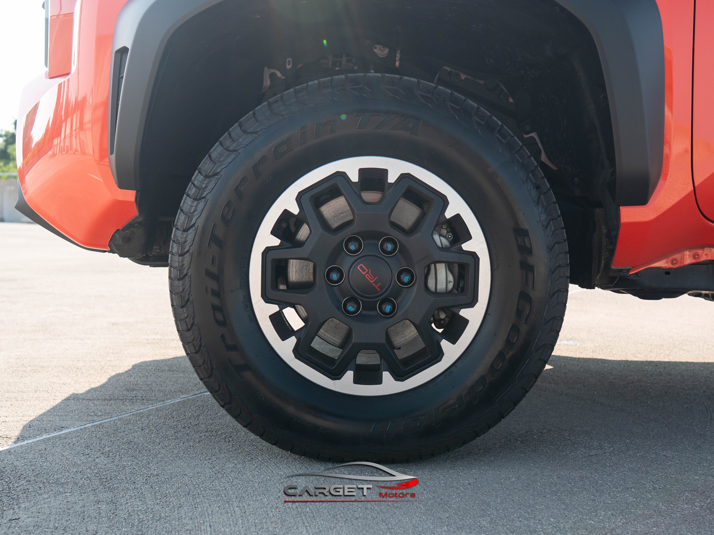 Vehicle image 8 of 55