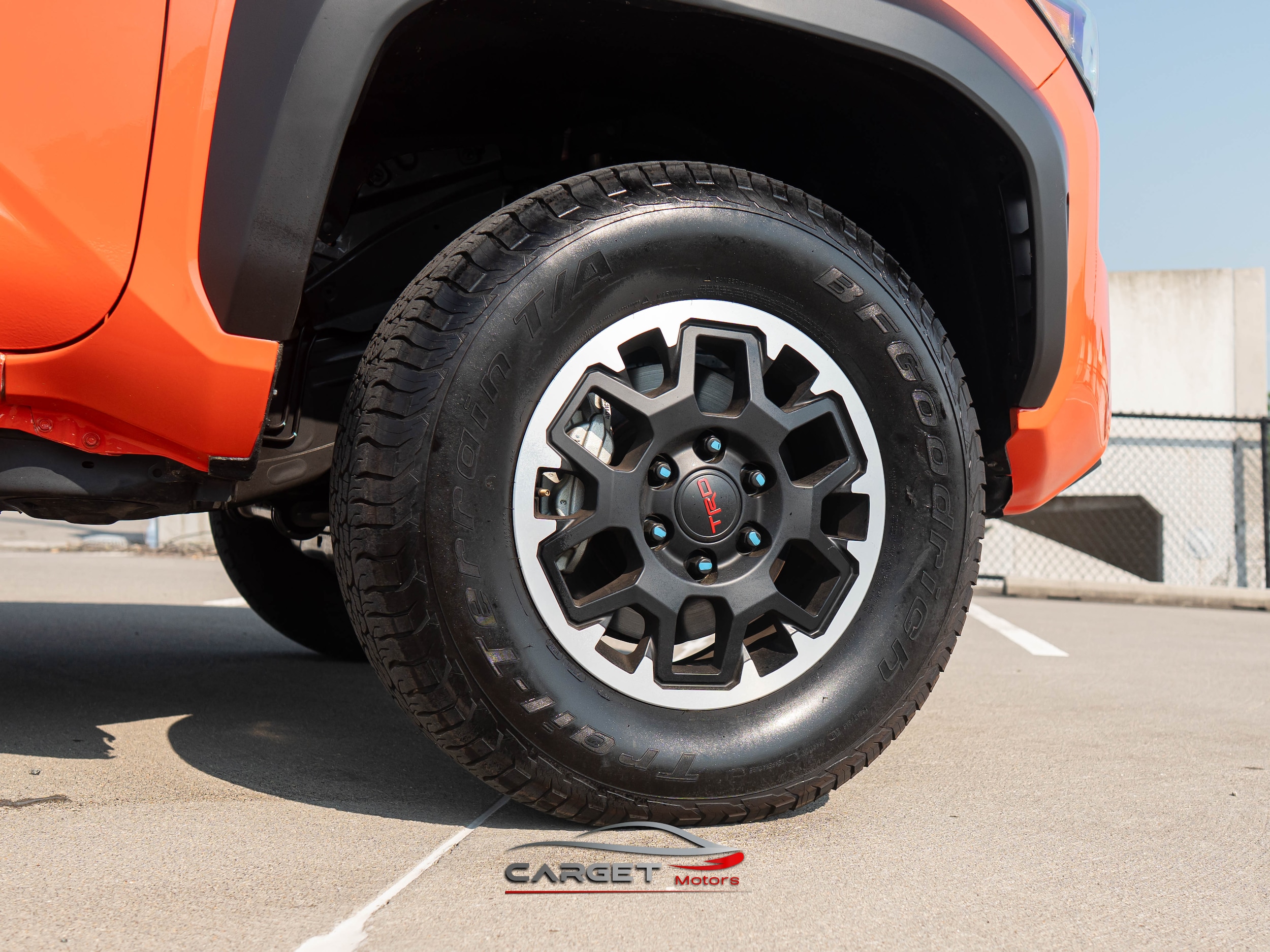 Vehicle image 9 of 55