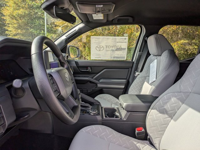 Vehicle image 17 of 30