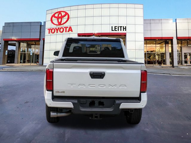 Vehicle image 7 of 23