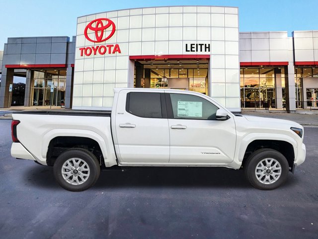 Vehicle image 5 of 33