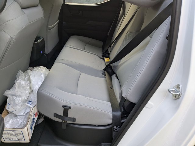 Vehicle image 24 of 33