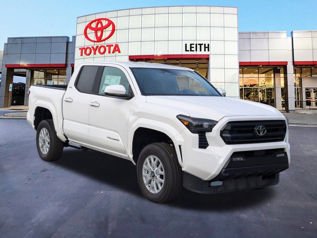 Vehicle image 4 of 33