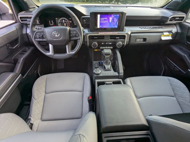 Vehicle image 22 of 33