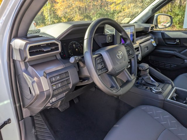 Vehicle image 9 of 31