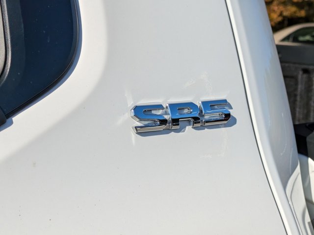 Vehicle image 28 of 31