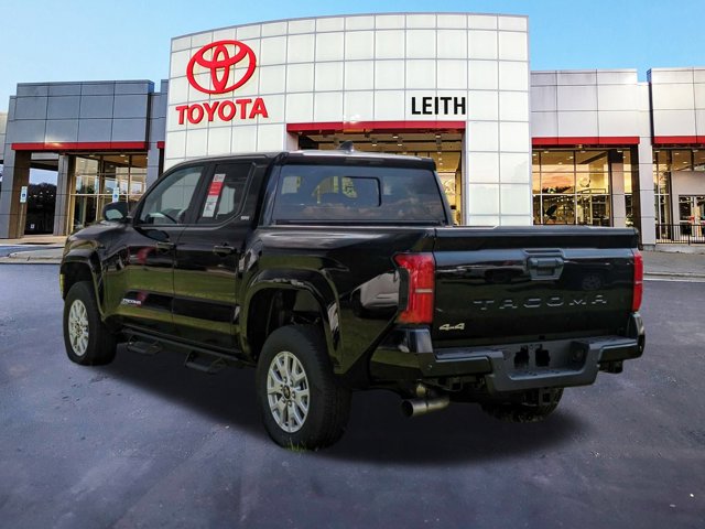 Vehicle image 11 of 51