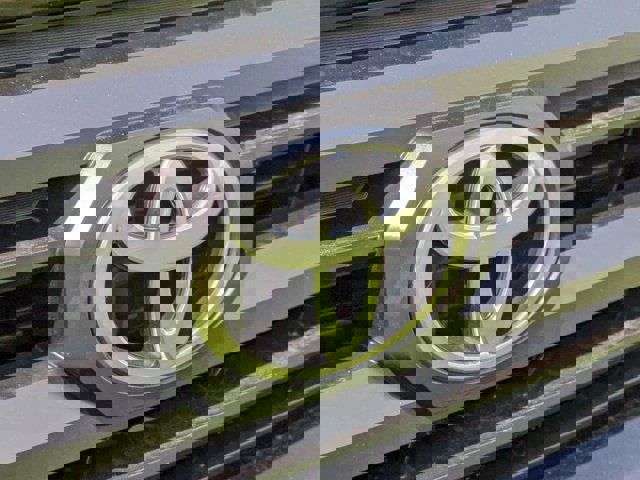 Vehicle image 45 of 51