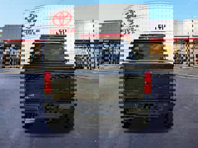 Vehicle image 10 of 51
