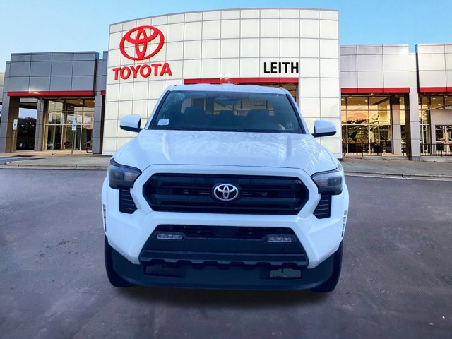 Vehicle image 3 of 33