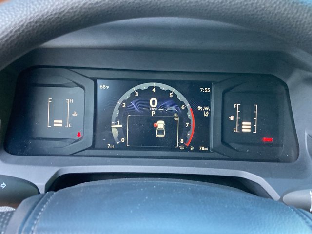 Vehicle image 11 of 33