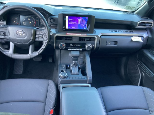 Vehicle image 22 of 33