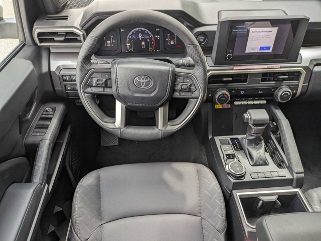 Vehicle image 21 of 32