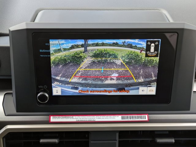 Vehicle image 13 of 33