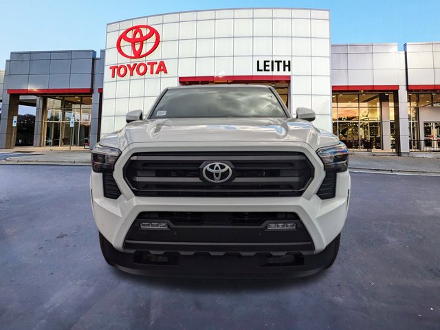 Vehicle image 2 of 33