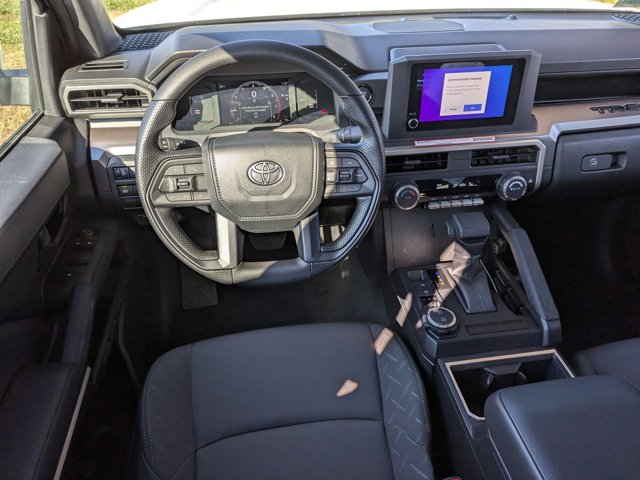 Vehicle image 20 of 31