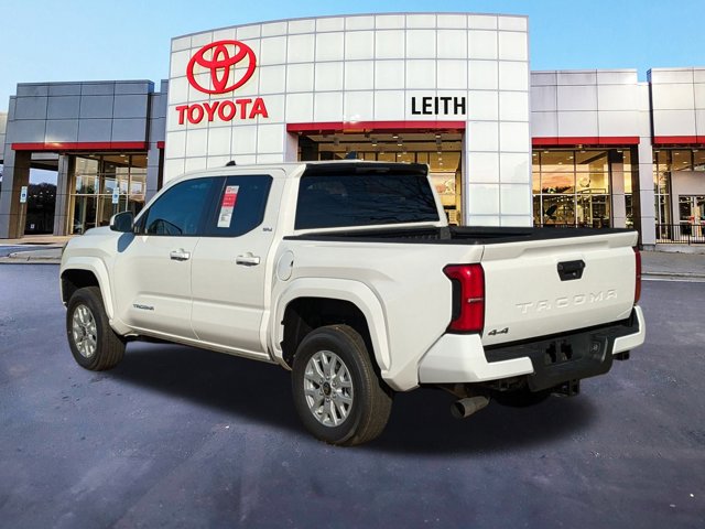 Vehicle image 7 of 31