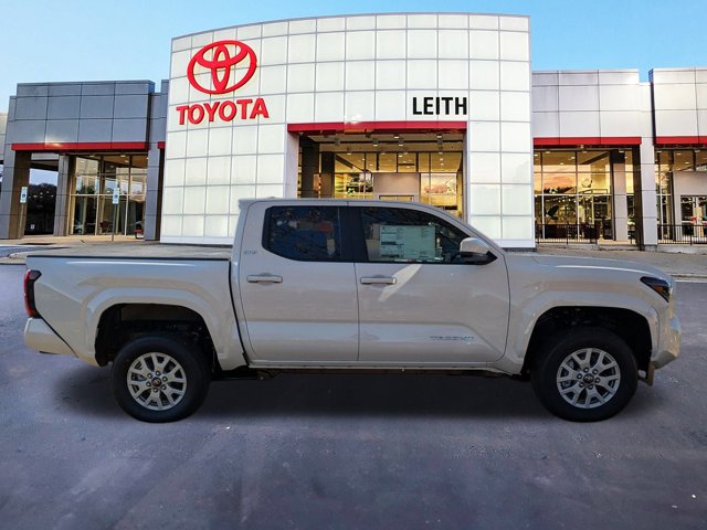 Vehicle image 4 of 31