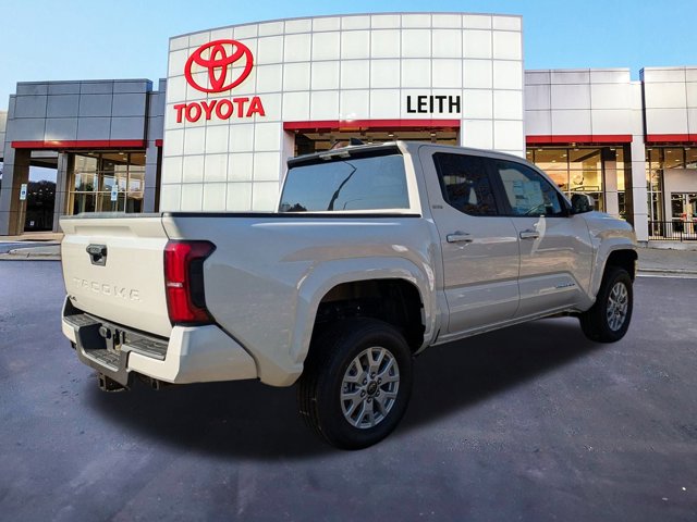 Vehicle image 5 of 31