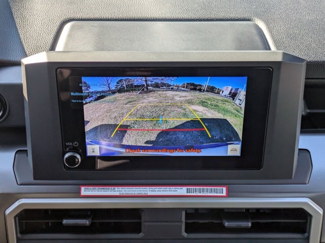 Vehicle image 13 of 31
