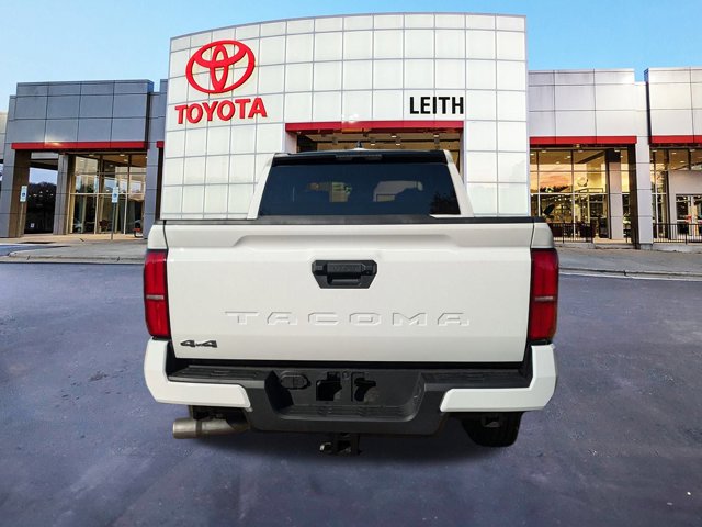 Vehicle image 6 of 31