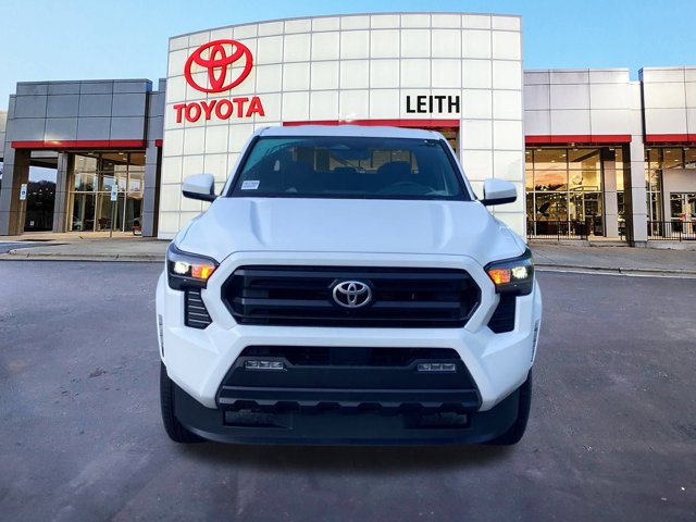 Vehicle image 3 of 33