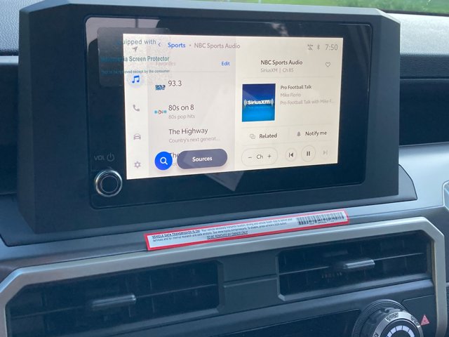 Vehicle image 13 of 33