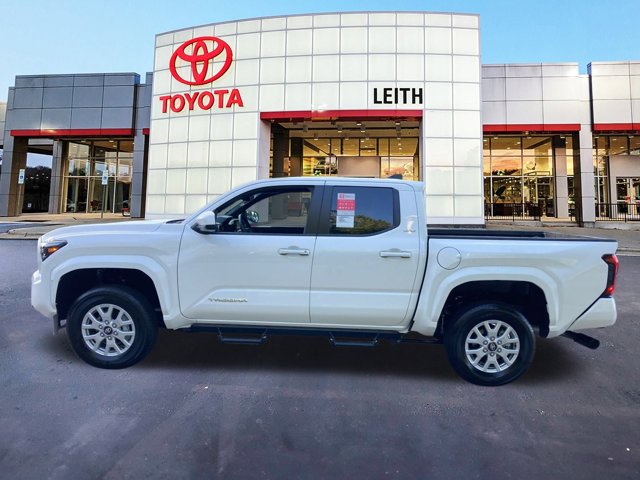 Vehicle image 9 of 33