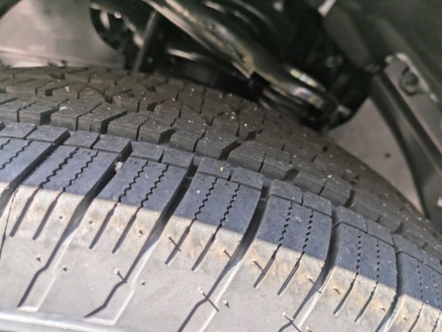 Vehicle image 28 of 29