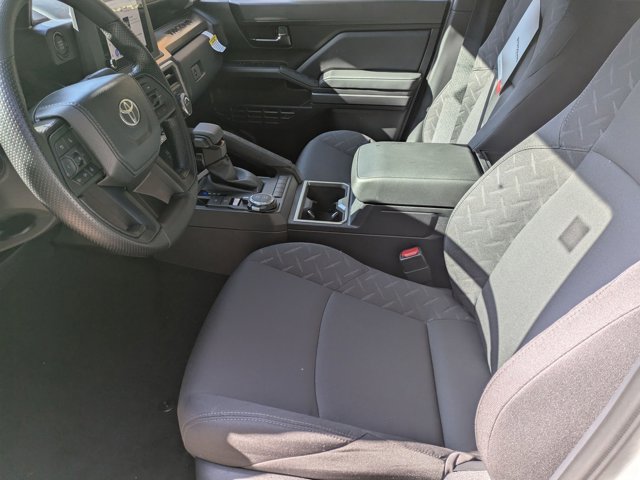 Vehicle image 16 of 29