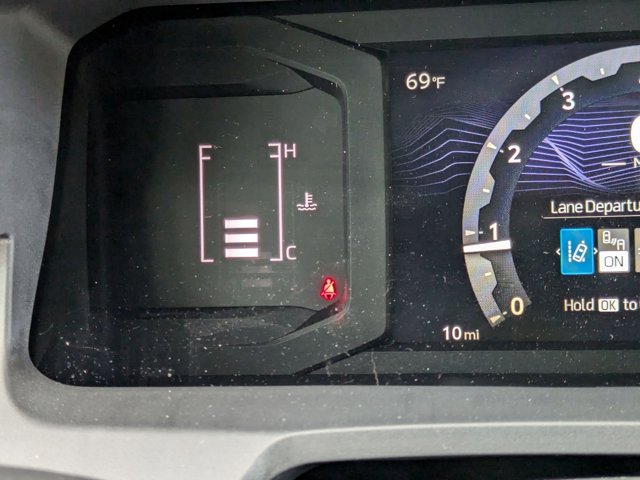 Vehicle image 11 of 34