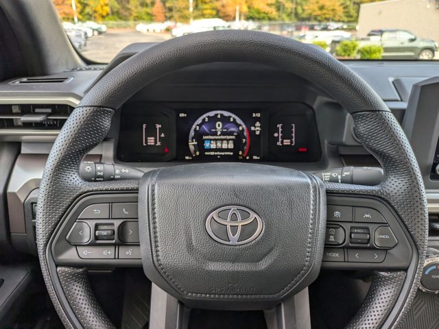 Vehicle image 10 of 34