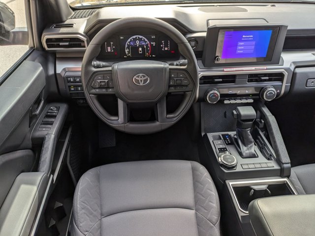 Vehicle image 22 of 34