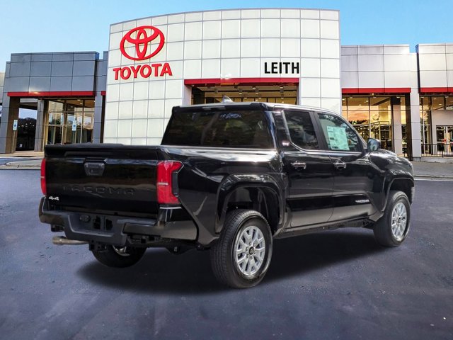 Vehicle image 5 of 34