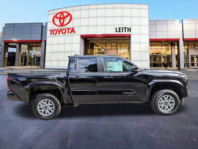 Vehicle image 4 of 34
