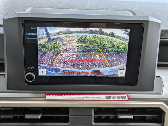 Vehicle image 13 of 34