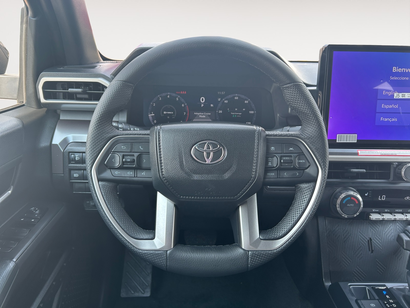 Vehicle image 12 of 24