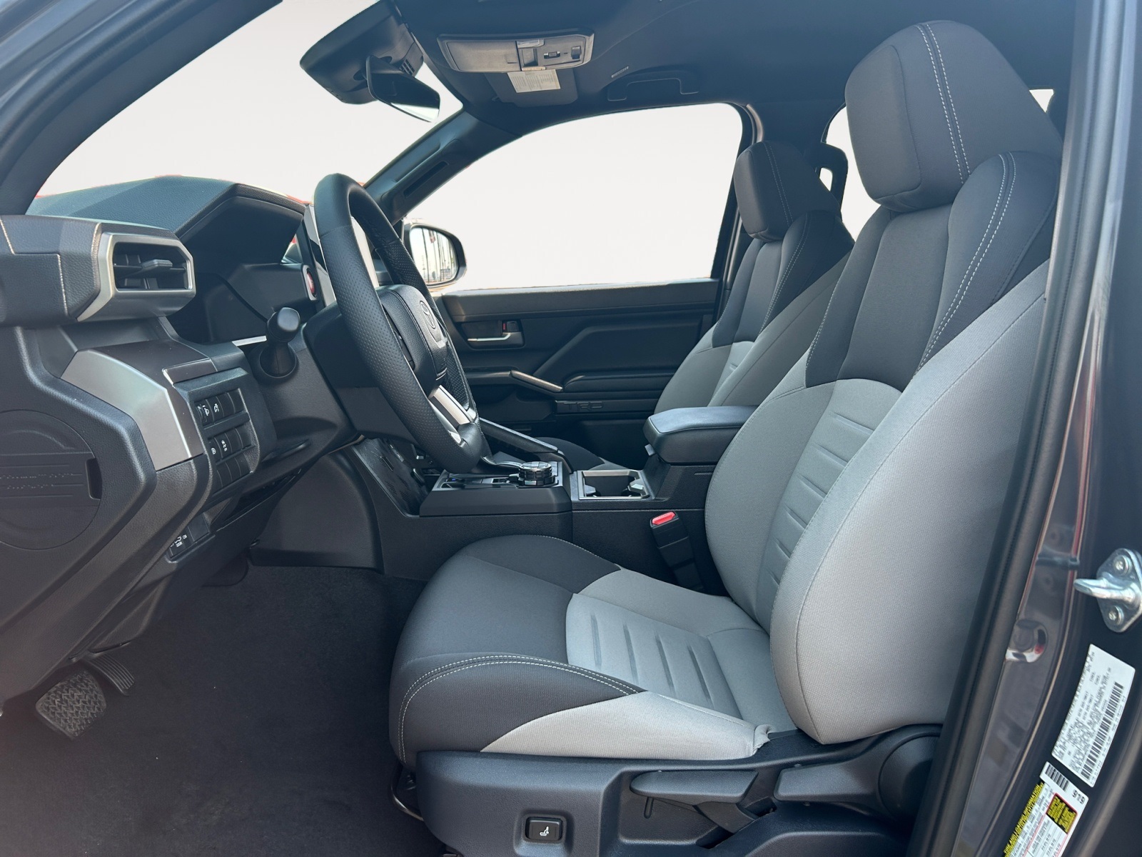 Vehicle image 9 of 24