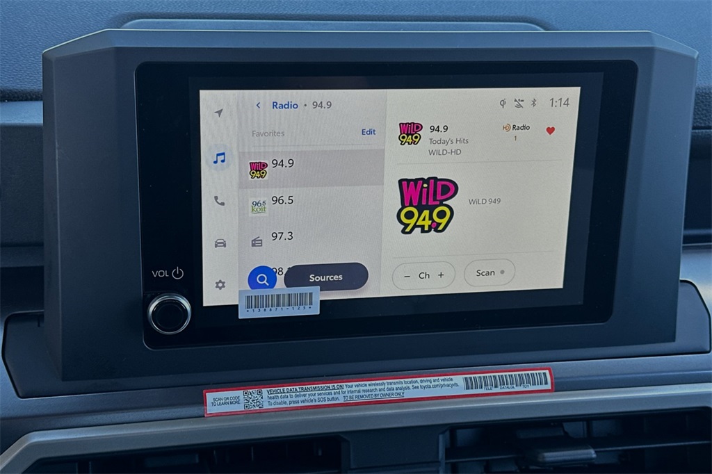 Vehicle image 14 of 22