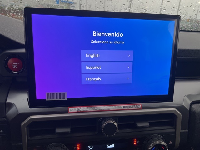 Vehicle image 18 of 19